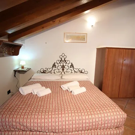 Apartament Aquila - Mono Corno Vitello